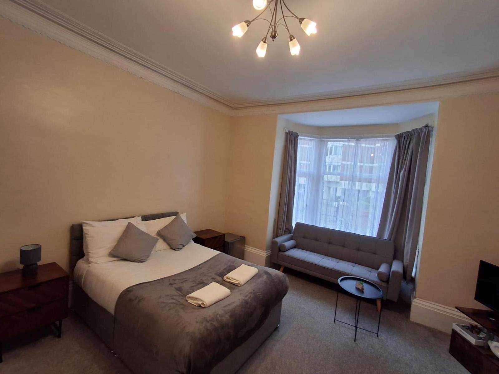Inn By The Sea, Portsmouth, Parking Ev 22Kw Available Bagian luar foto