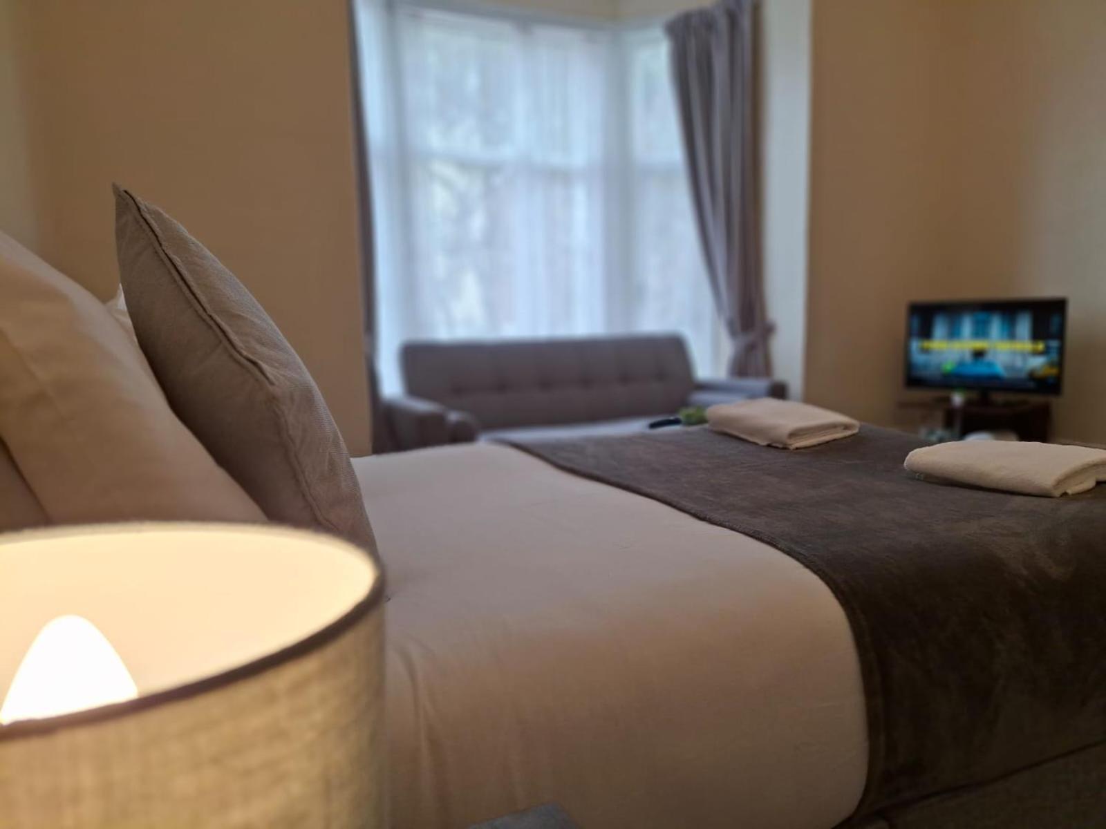 Inn By The Sea, Portsmouth, Parking Ev 22Kw Available Bagian luar foto