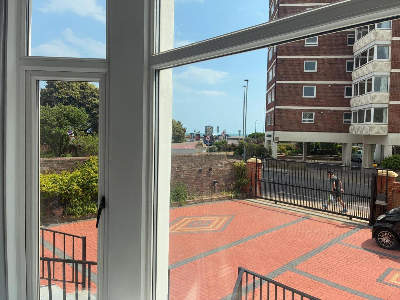 Inn By The Sea, Portsmouth, Parking Ev 22Kw Available Bagian luar foto