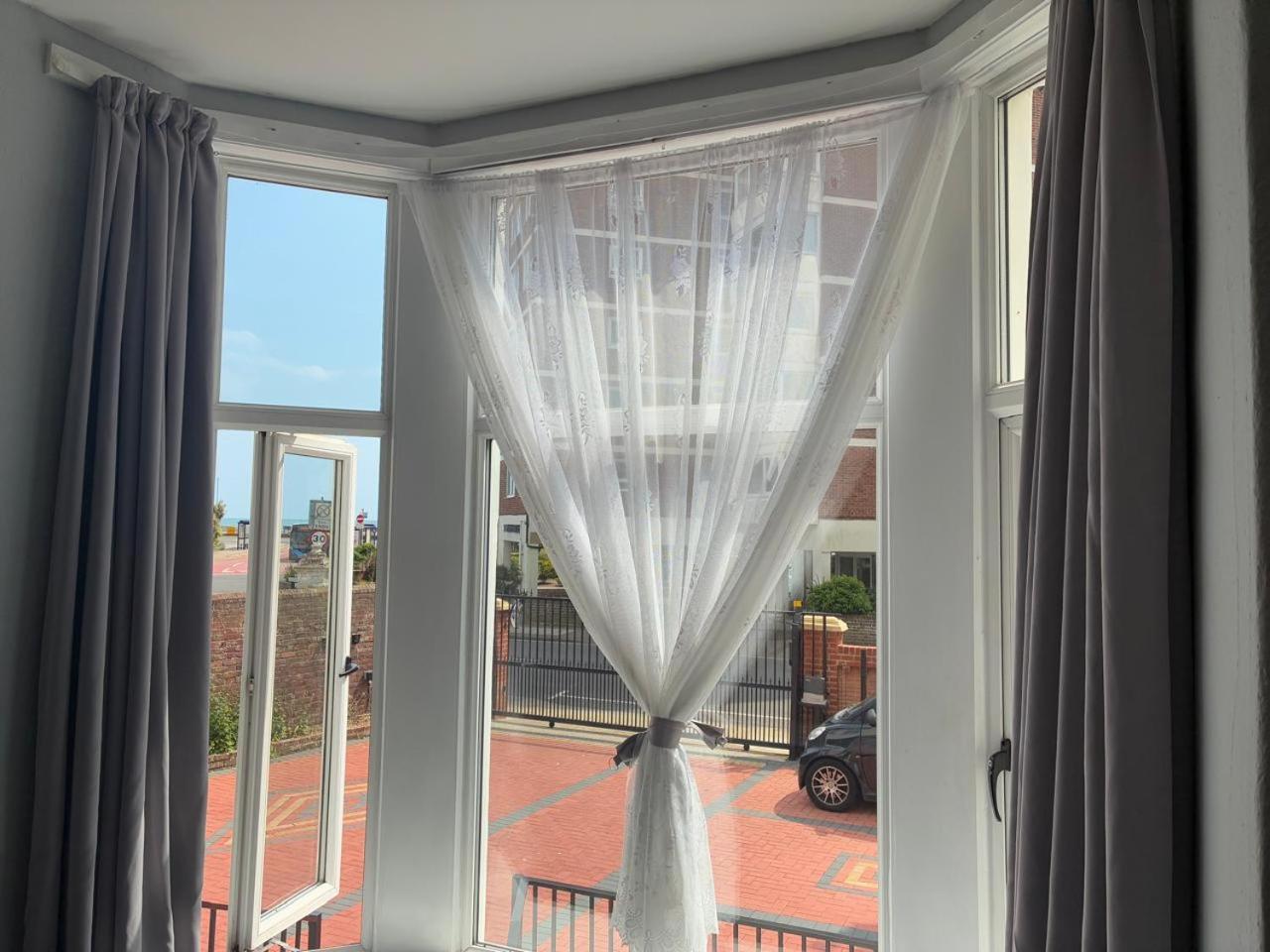 Inn By The Sea, Portsmouth, Parking Ev 22Kw Available Bagian luar foto